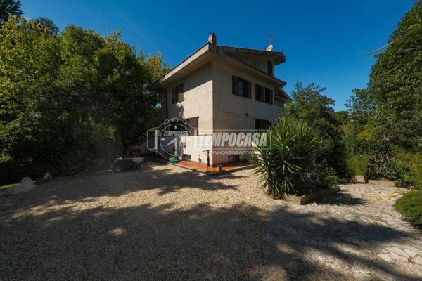 casa indipendente in vendita a Roma in zona Olgiata