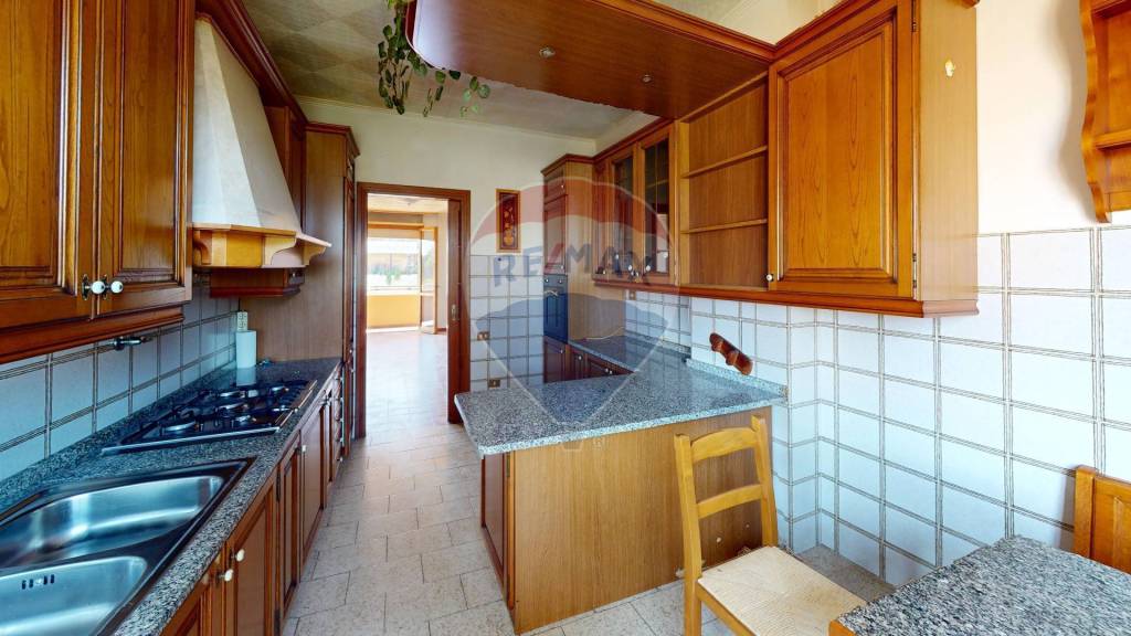 appartamento in vendita a Roma in zona Giuliano Dalmata