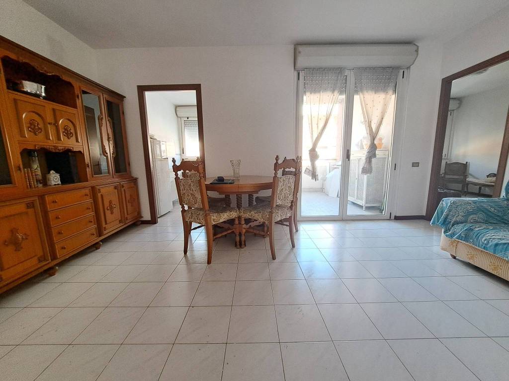 appartamento in vendita a Roma in zona San Basilio