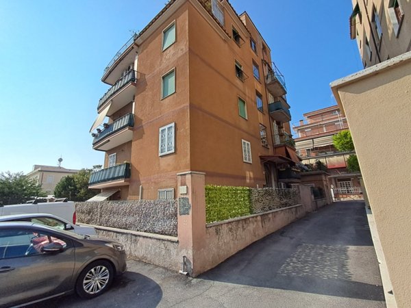 appartamento in vendita a Roma in zona Alessandrino