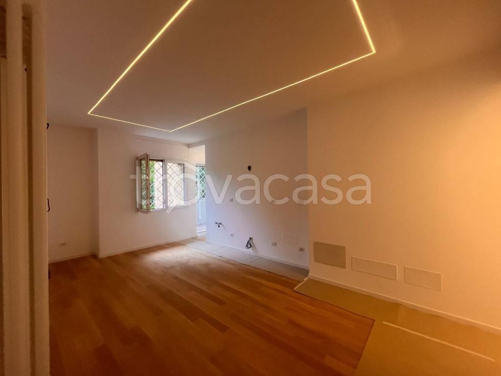 appartamento in vendita a Roma in zona Monte Sacro/Talenti