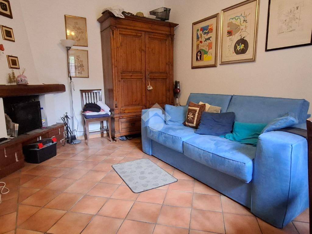 casa indipendente in vendita a Roma in zona Ostia