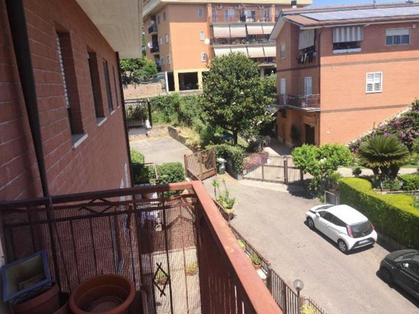 appartamento in vendita a Roma in zona Casalotti