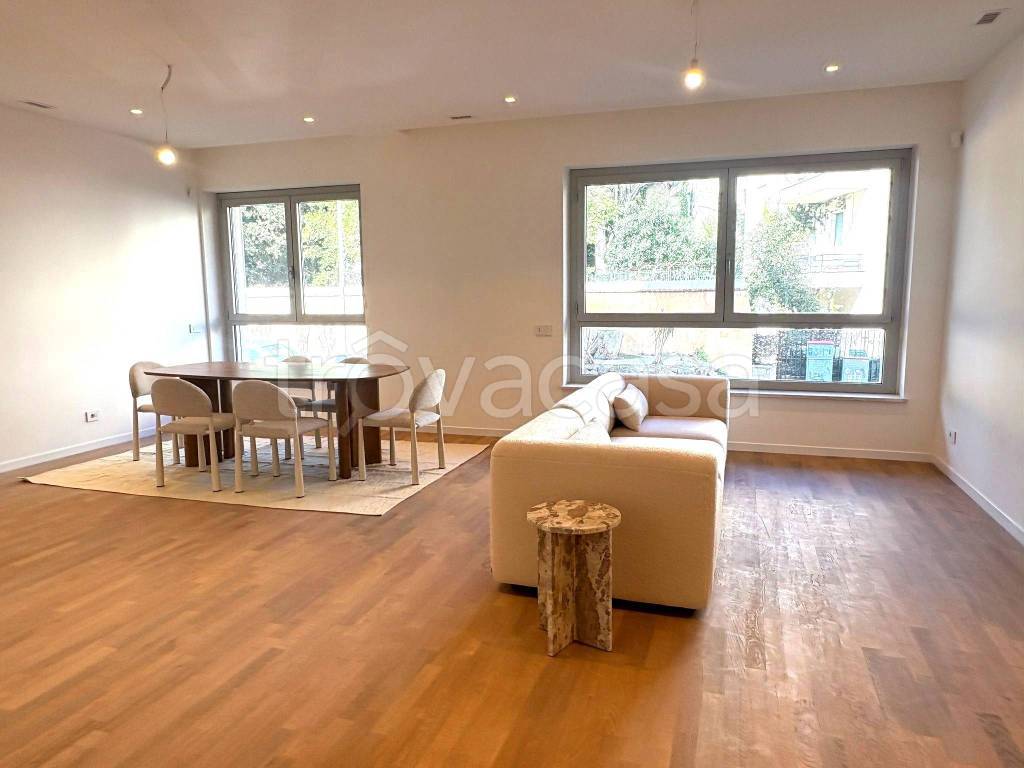 appartamento in vendita a Roma in zona Nomentano