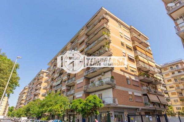 appartamento in vendita a Roma in zona Tuscolano