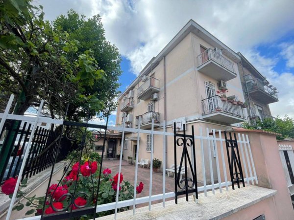 appartamento in vendita a Roma in zona Dragona/Bagnoletto