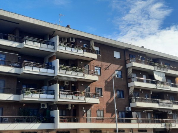 appartamento in vendita a Roma in zona Casal Morena