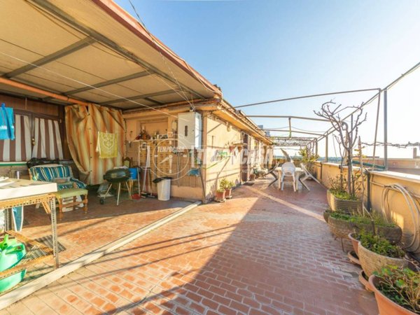 appartamento in vendita a Roma in zona Tuscolano