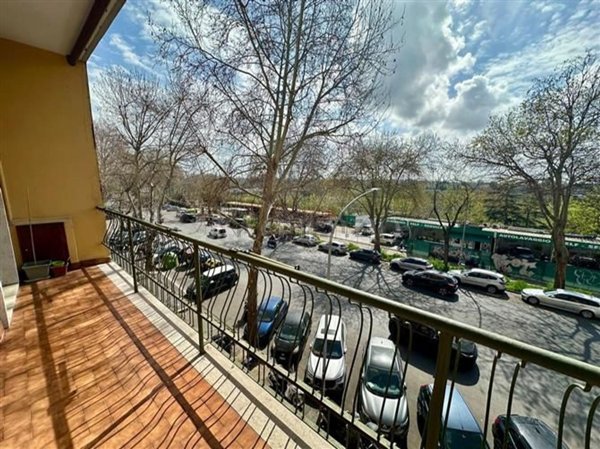 appartamento in vendita a Roma in zona Portuense