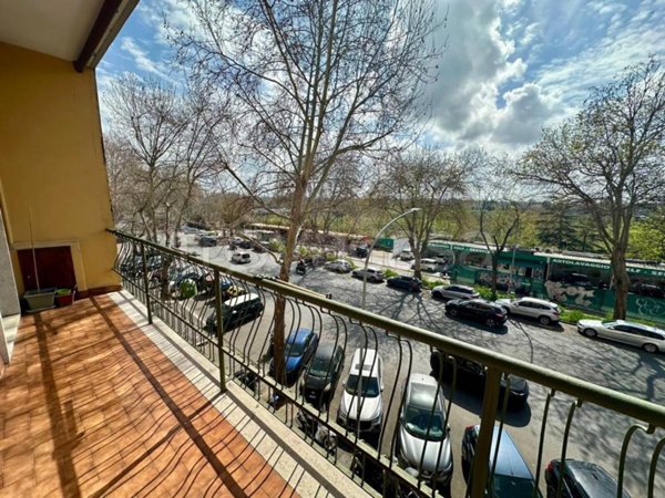appartamento in vendita a Roma in zona Portuense