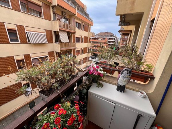 appartamento in vendita a Roma in zona Ostia