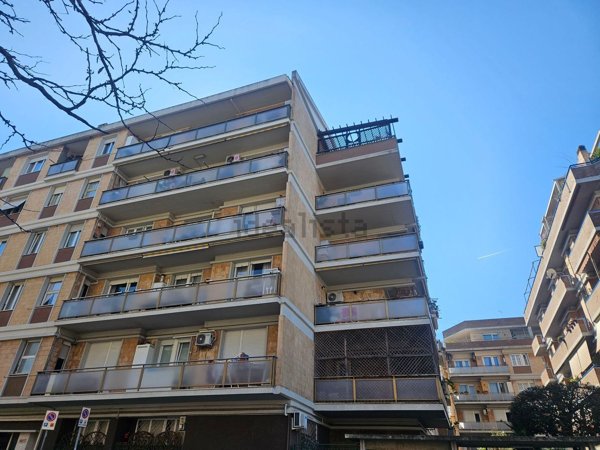 appartamento in vendita a Roma in zona Ostia