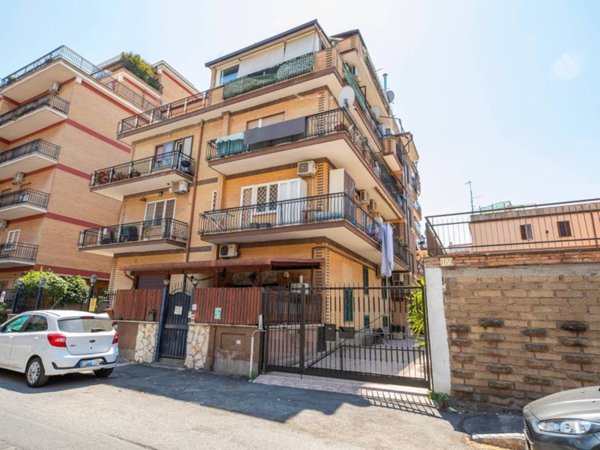 appartamento in vendita a Roma in zona Casal Boccone