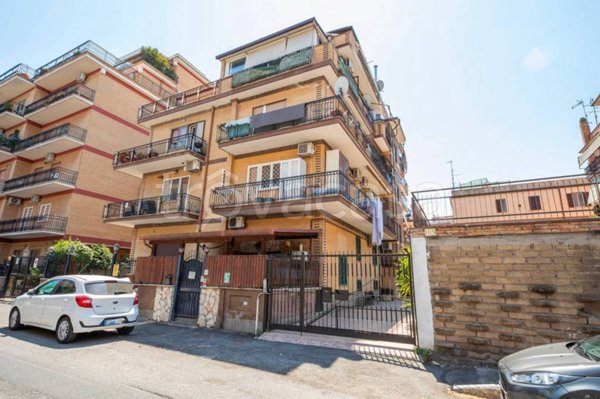appartamento in vendita a Roma in zona Fidene
