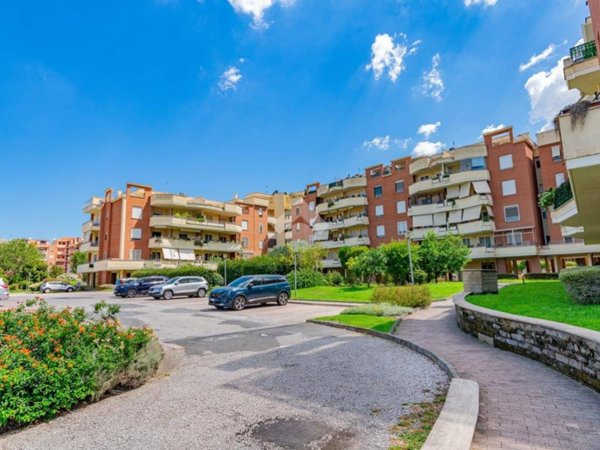 appartamento in vendita a Roma in zona Mezzocammino