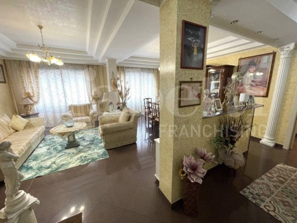 appartamento in vendita a Roma in zona Prenestino-Labicano