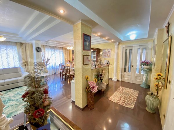 appartamento in vendita a Roma in zona Prenestino-Labicano