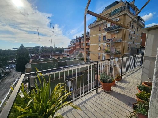 appartamento in vendita a Roma in zona Aurelio