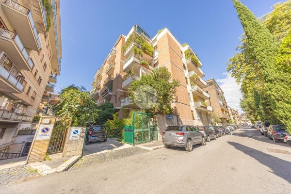 appartamento in vendita a Roma in zona Trionfale