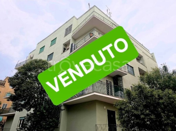 appartamento in vendita a Roma in zona Gianicolense