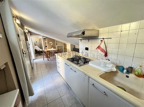 appartamento in vendita a Roma in zona Tomba di Nerone