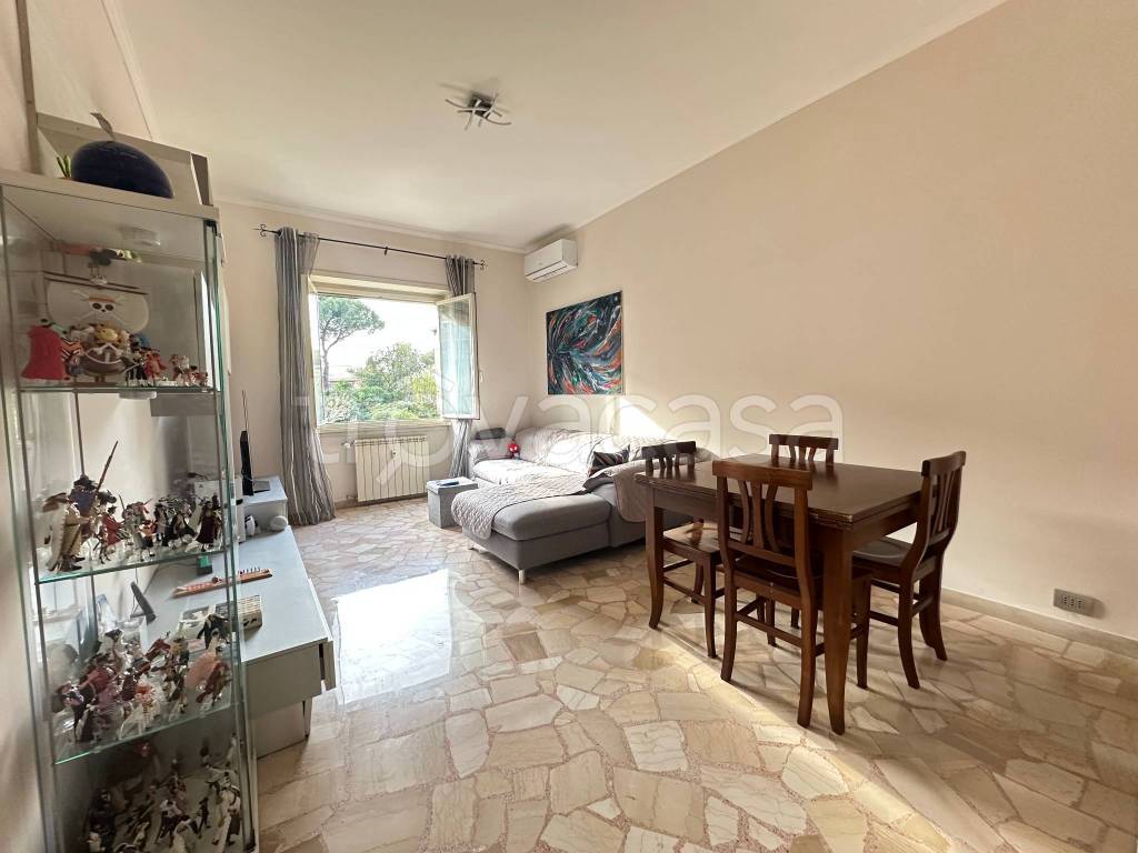 appartamento in vendita a Roma in zona Gianicolense