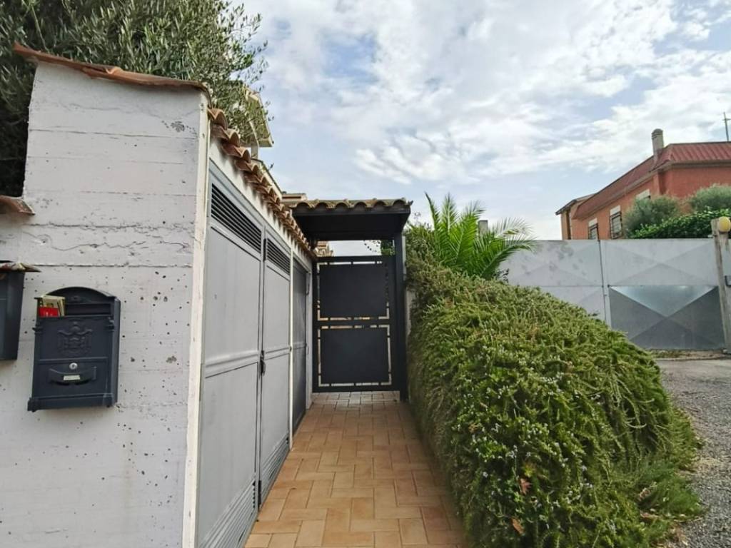 appartamento in vendita a Roma in zona Massimina/Casal Lumbroso