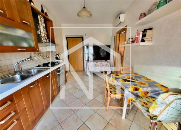 appartamento in vendita a Roma in zona Giardini di Corcolle