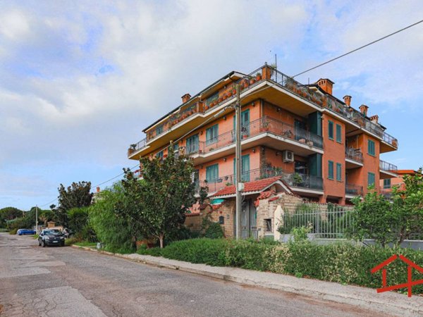 appartamento in vendita a Roma in zona Castel di Leva