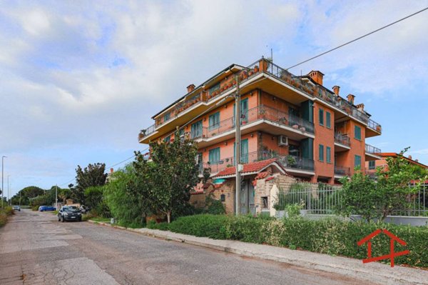 appartamento in vendita a Roma in zona Castel di Leva