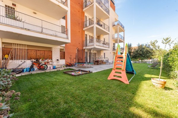 appartamento in vendita a Roma in zona Mezzocammino