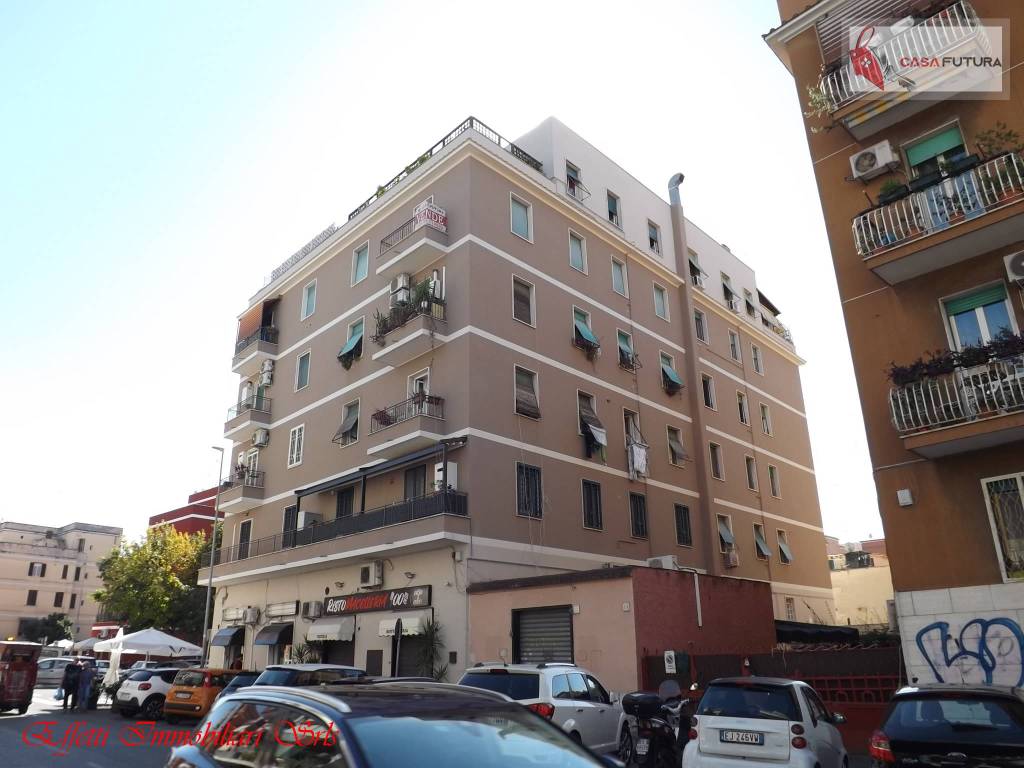 appartamento in vendita a Roma in zona Prenestino-Centocelle