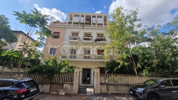 appartamento in vendita a Roma in zona Gianicolense