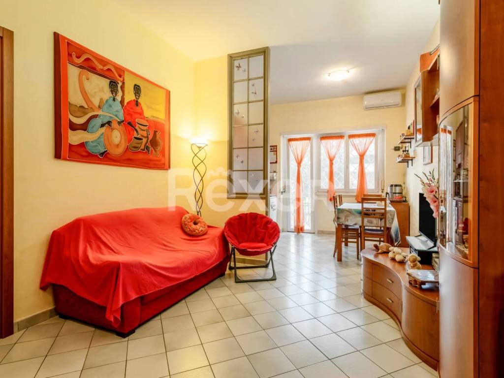 appartamento in vendita a Roma in zona Ostia