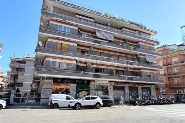 appartamento in vendita a Roma in zona Monte Sacro/Talenti