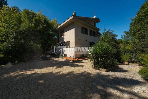 casa indipendente in vendita a Roma in zona La Storta