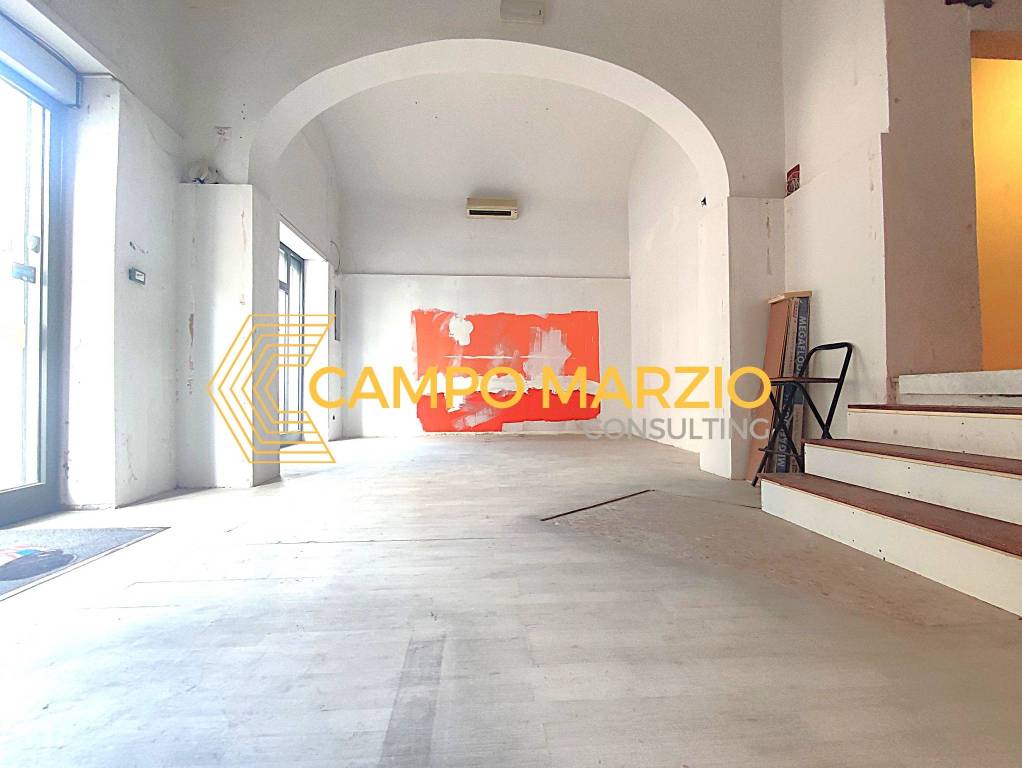ufficio in vendita a Roma in zona Ludovisi/Sallustiano