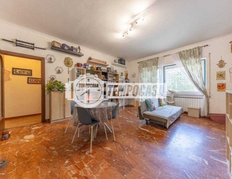 appartamento in vendita a Roma in zona Osteria del Curato