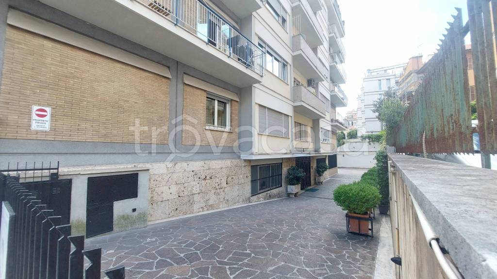 appartamento in vendita a Roma in zona Parioli
