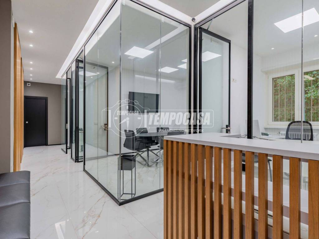 appartamento in vendita a Roma in zona EUR