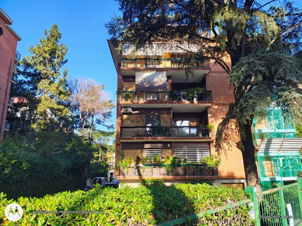 appartamento in vendita a Roma in zona EUR