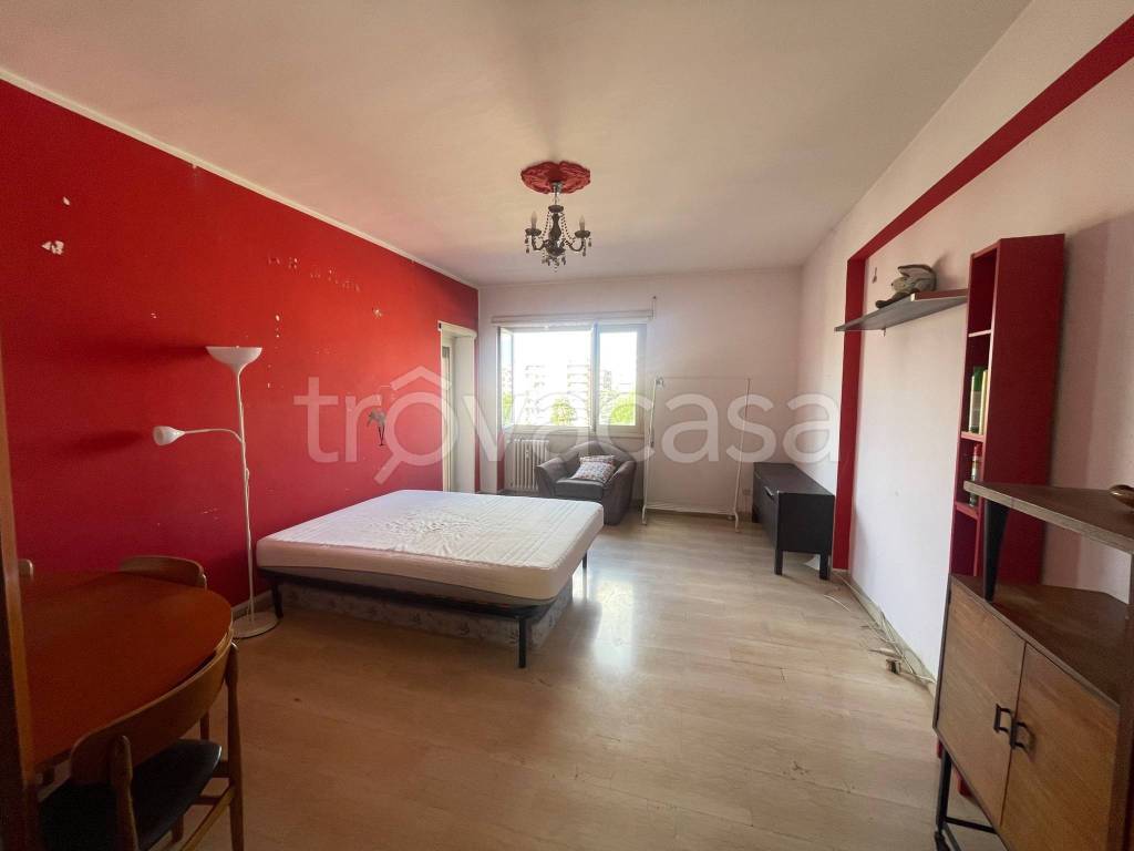 appartamento in vendita a Roma in zona Tuscolano