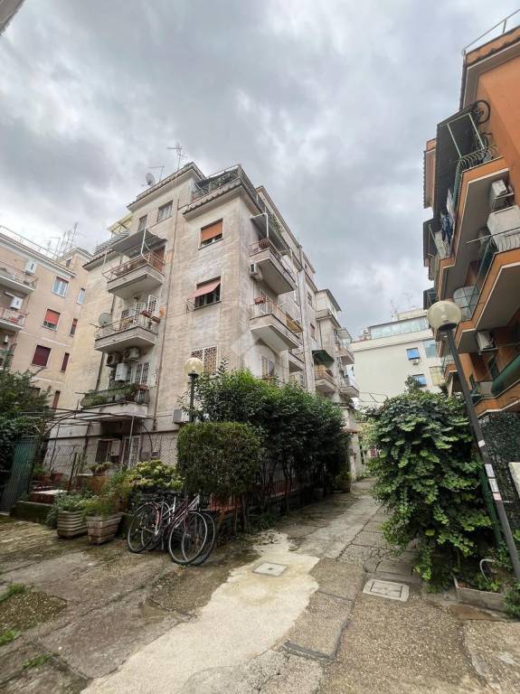 appartamento in vendita a Roma in zona Prenestino-Centocelle