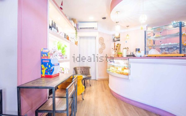 negozio in vendita a Roma in zona Collatino