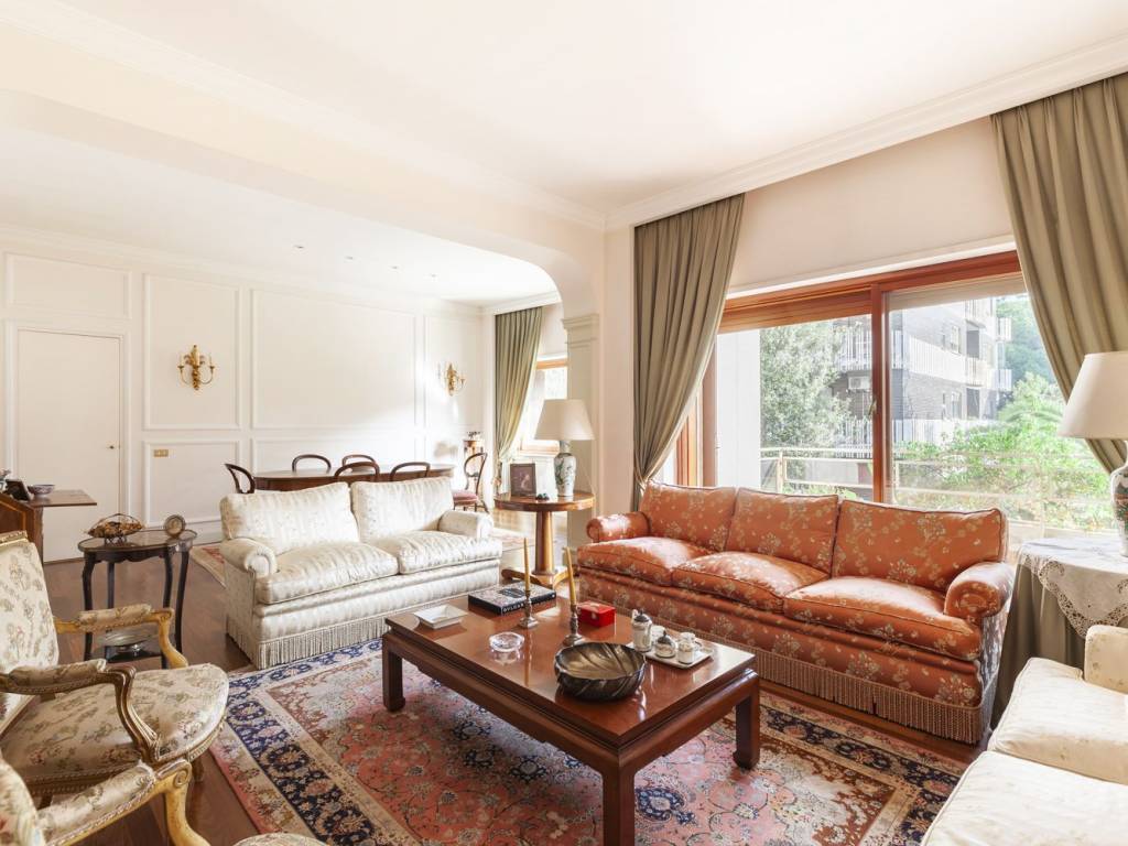 appartamento in vendita a Roma in zona Mostacciano