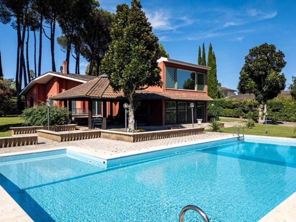 casa indipendente in vendita a Roma in zona Olgiata