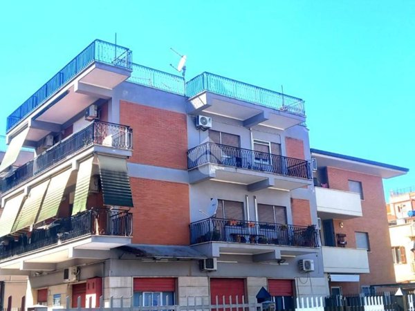 appartamento in vendita a Roma in zona Tor Vergata/Torrenova