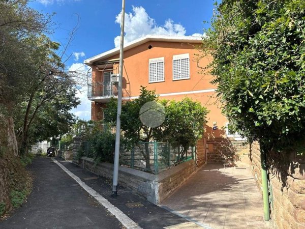 appartamento in vendita a Roma in zona Ponte Mammolo