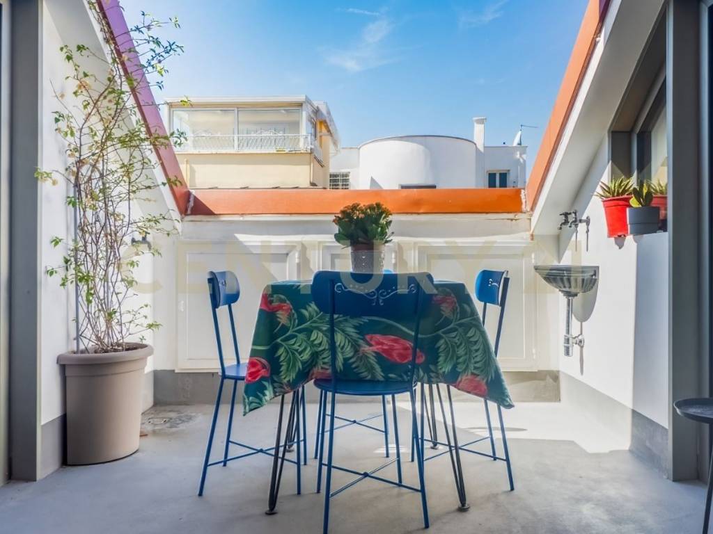 appartamento in vendita a Roma in zona Gianicolense