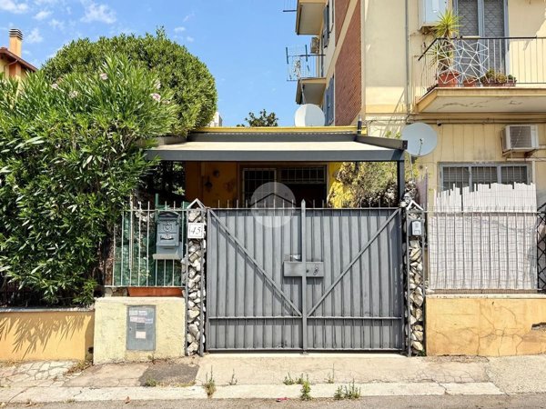 appartamento in vendita a Roma in zona Tor Sapienza